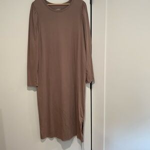 Universal Thread long sleeved maxi dress